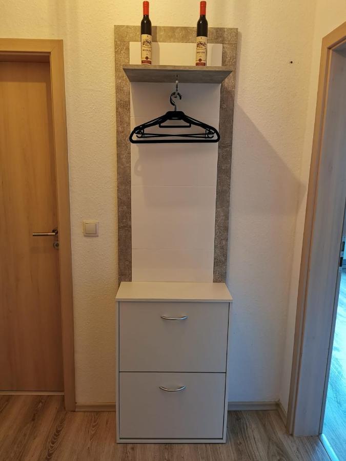 Liebevoll Eingerichtete Ferienwohnung - Zentrale Lage - Netflix & Paytv Wilhelmshaven Exterior foto